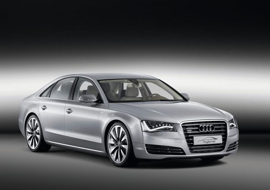  Audi A8 Hybrid Concept (D4) 2010 года  (фото 1 из 14)